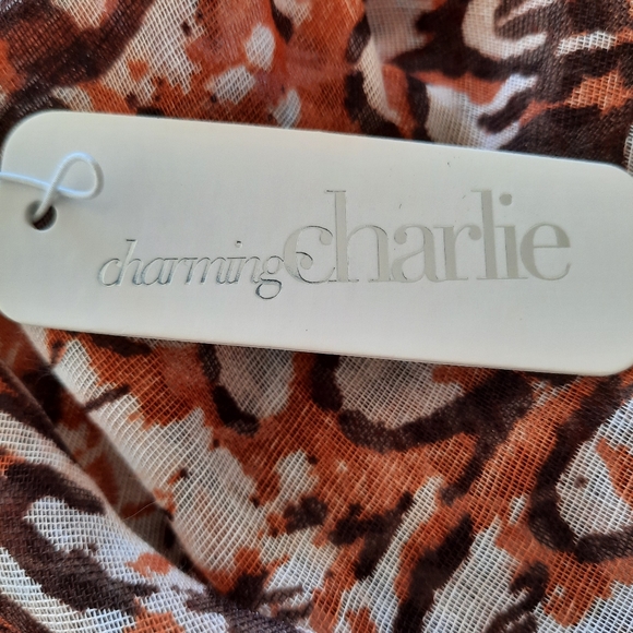 Charming Charlie Large Infinity Scarf Spring Summer Gold Thread - Picture 6 of 13